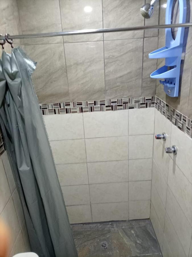 Hostal Atlantis キト エクステリア 写真